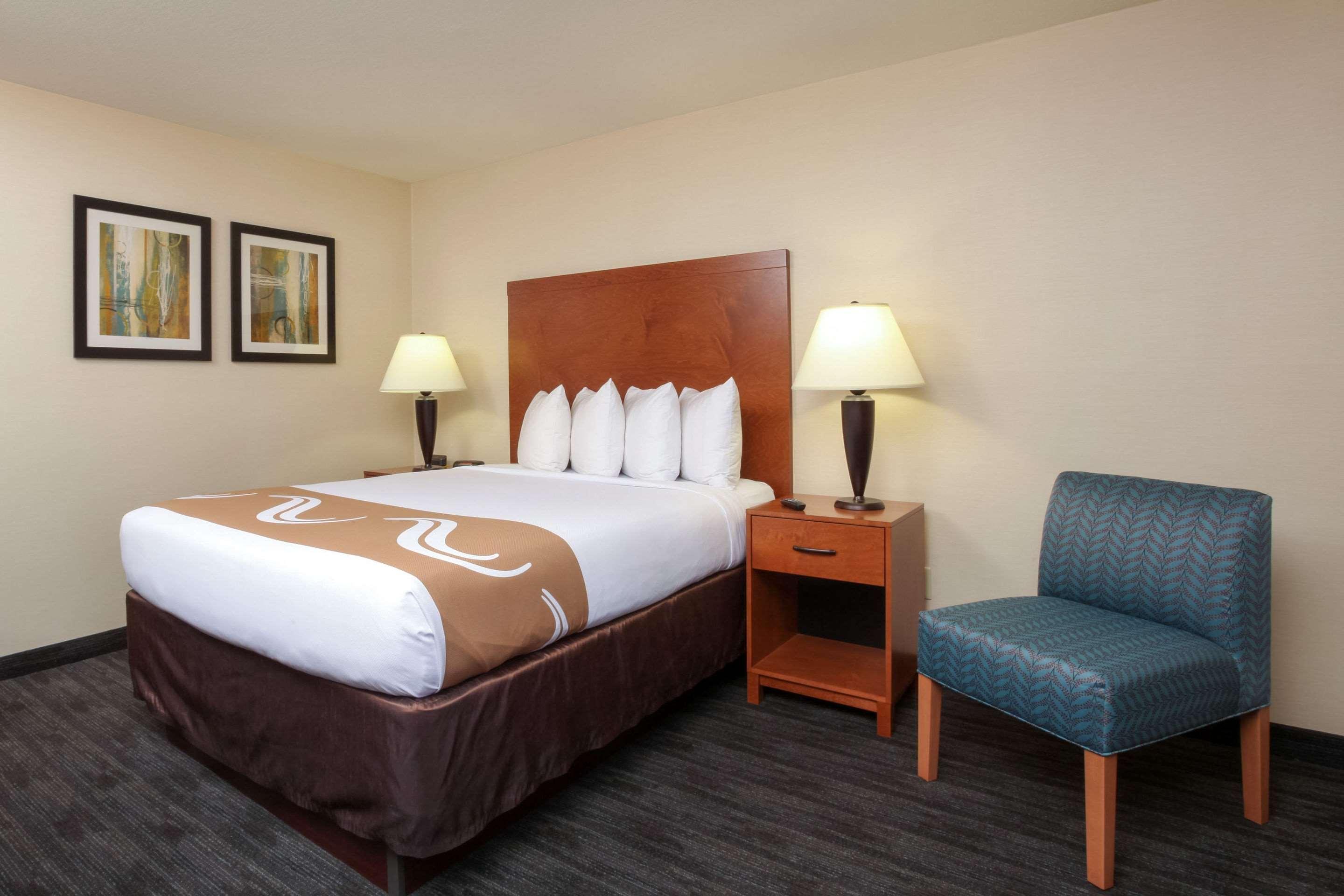 Quality Inn Oakwood Fairwood Exterior foto